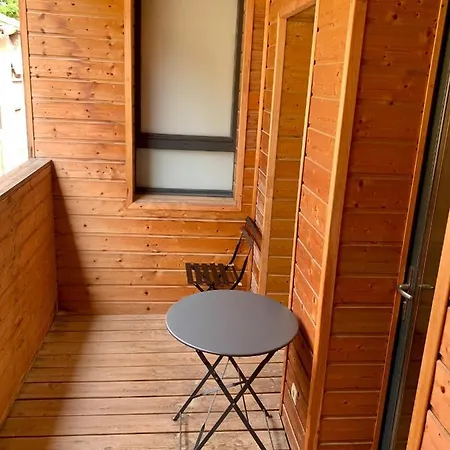 Apartment 45bb *